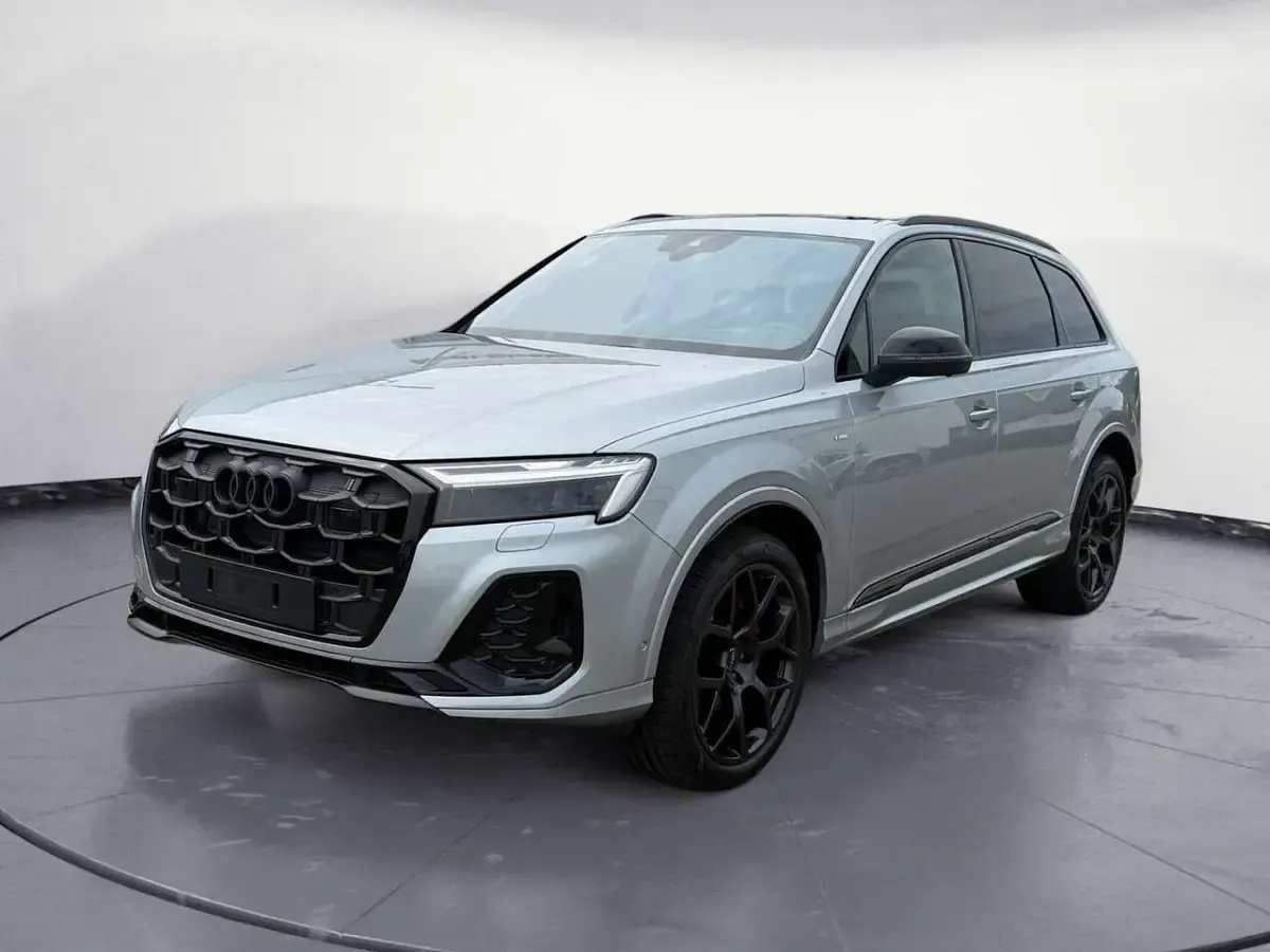 Neu Audi Q7 S-Line 286 PS (210 kW) 2026 Silber SUV