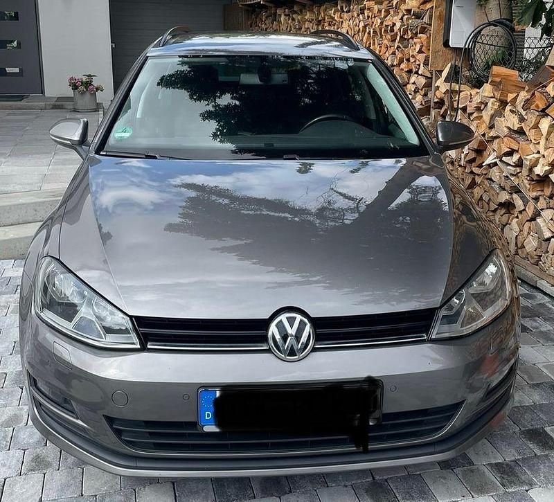 Grau Gebraucht 2014 VW Golf VII Comfortline Kombi | 9.400 € (Guter Preis) - Bild 1/4