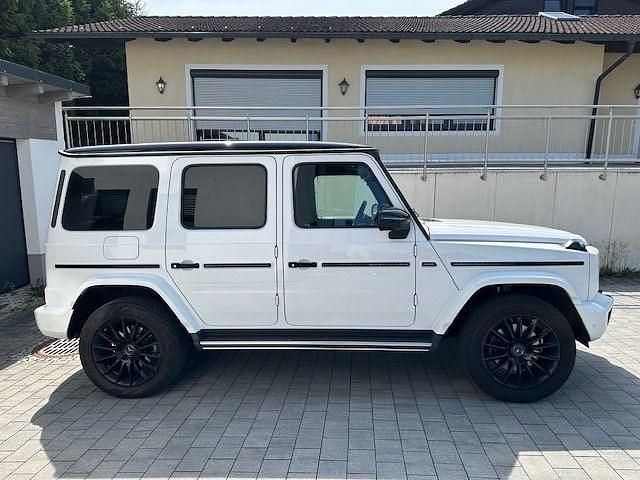 Gebraucht Mercedes G400 AMG line 330 PS (242 kW) 2023 Weiß SUV