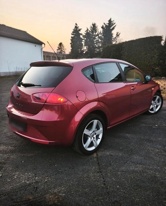 Gebraucht Seat Leon 125 PS (91 kW) 2010 Rot Kleinwagen