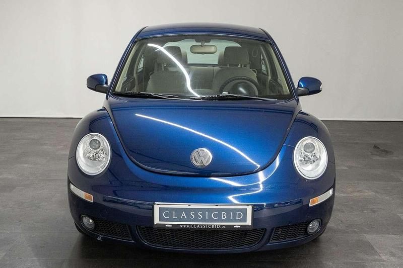 Gebraucht VW New Beetle 102 PS (75 kW) 2006 Blau Kleinwagen