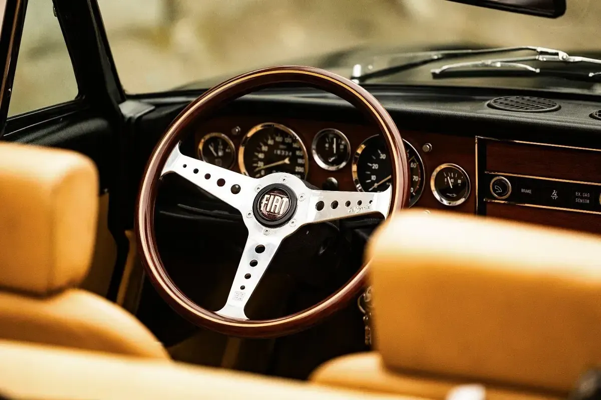 Gebraucht Fiat 124 Spider 105 PS (77 kW) 1987 Schwarz Cabrio