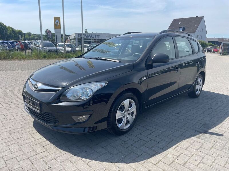 Schwarz Gebraucht 2012 Hyundai i30 Edition Kombi | 4.999 € (Fairer Preis) - Bild 1/4