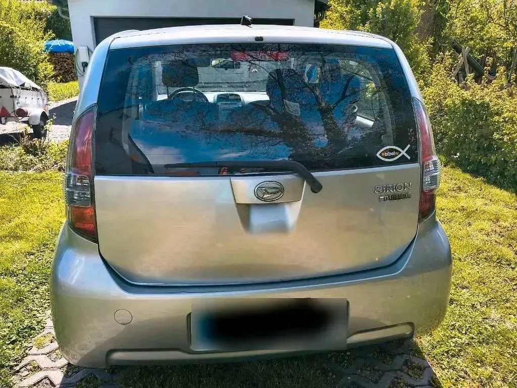 Gebraucht Daihatsu Sirion 70 PS (51 kW) 2007 Grau Kleinwagen