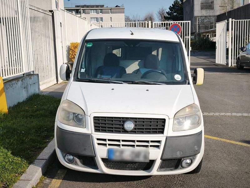 Gebraucht Fiat Doblò 75 PS (55 kW) 2006 Weiß Van / Kleinbus
