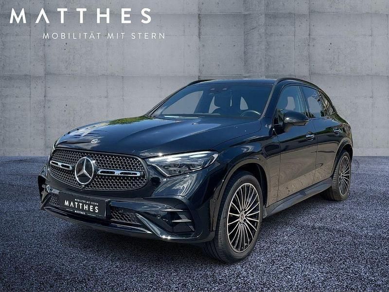 Schwarz Gebraucht 2024 Mercedes GLC220 AMG SUV | 59.999 € (Fairer Preis) - Bild 1/4