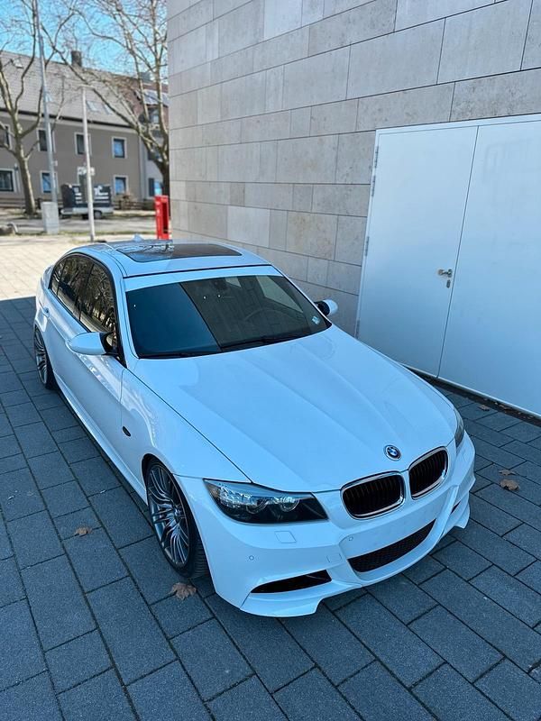 Gebraucht BMW 335 Performance 306 PS (225 kW) 2009 Weiß Limousine