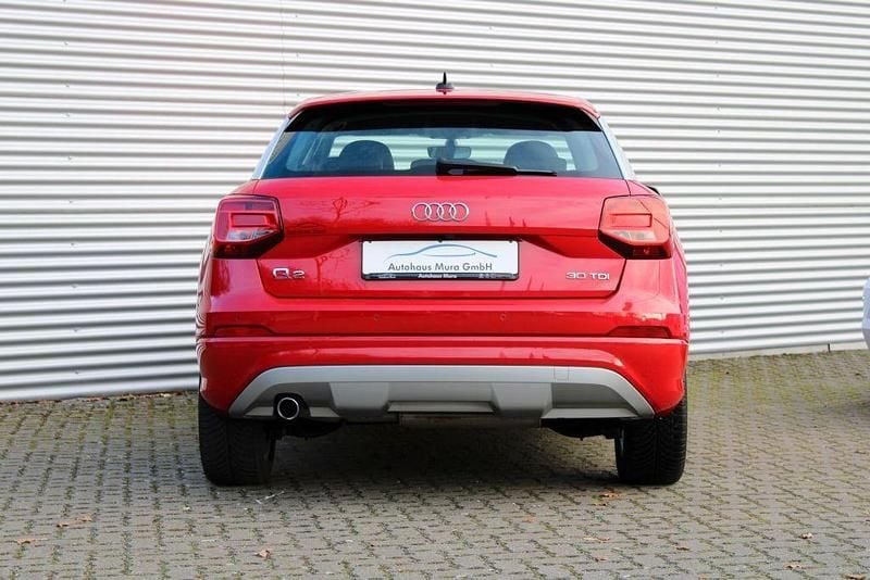Gebraucht Audi Q2 Sport 116 PS (85 kW) 2020 Rot SUV