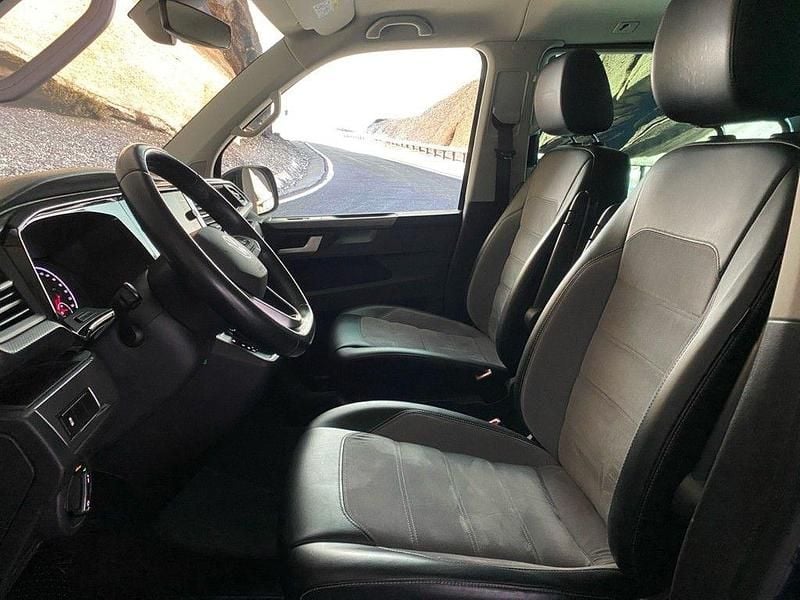 Gebraucht VW Multivan Generation Six 204 PS (150 kW) 2022 Starlight blue metallic Van