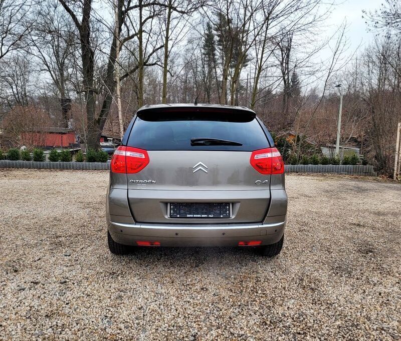 Gebraucht Citroën Grand C4 Picasso Tendance 120 PS (88 kW) 2010 Nocciola Van / Kleinbus