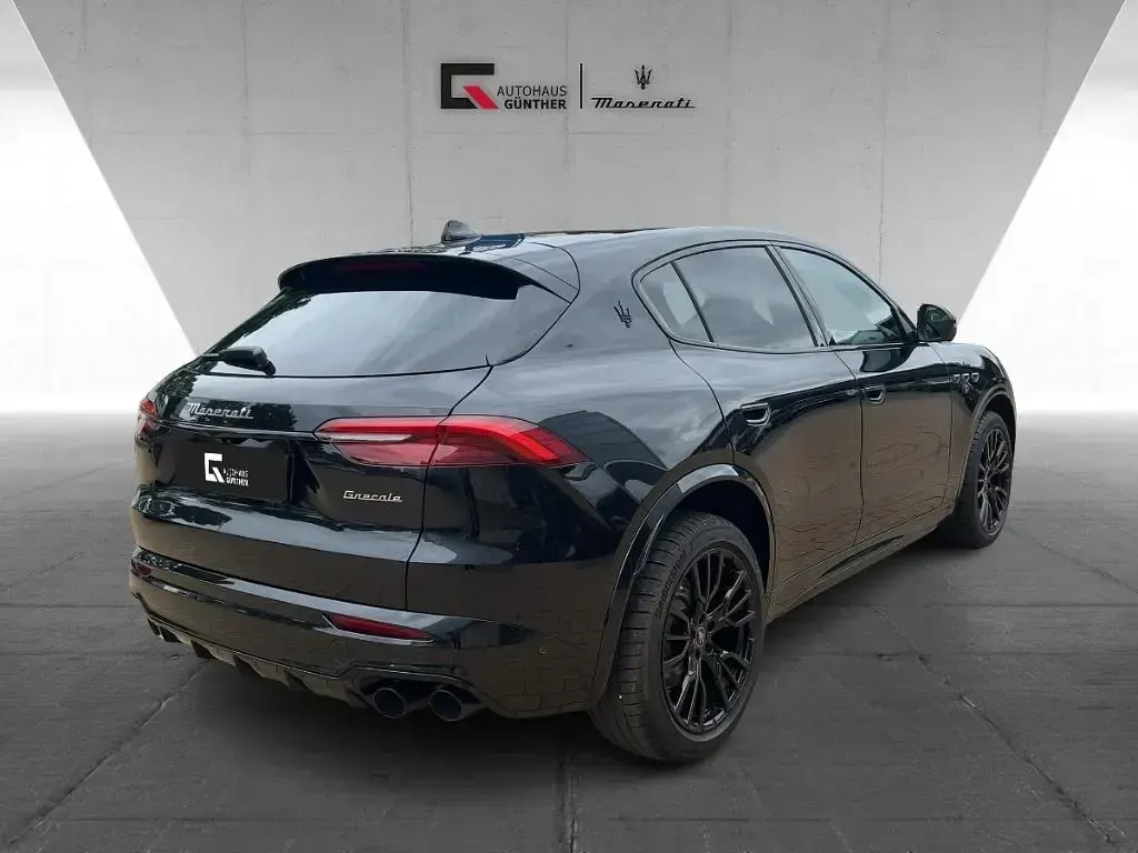 Neu Maserati Grecale 330 PS (242 kW) 2026 Nero tempesta SUV