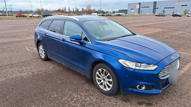 Gebraucht Ford Mondeo Titanium 179 PS (131 kW) 2016 Blau Kombi
