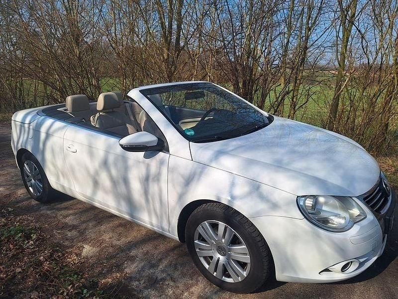 Gebraucht VW Eos 122 PS (89 kW) 2009 Weiß Cabrio
