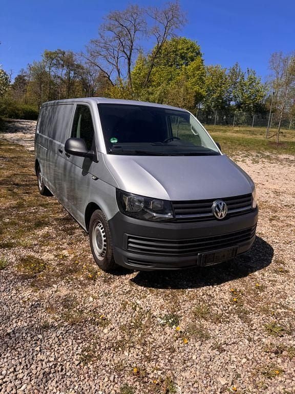 Second-hand VW Transporter 150 CP (110 kW) 2018 Argintiu Van