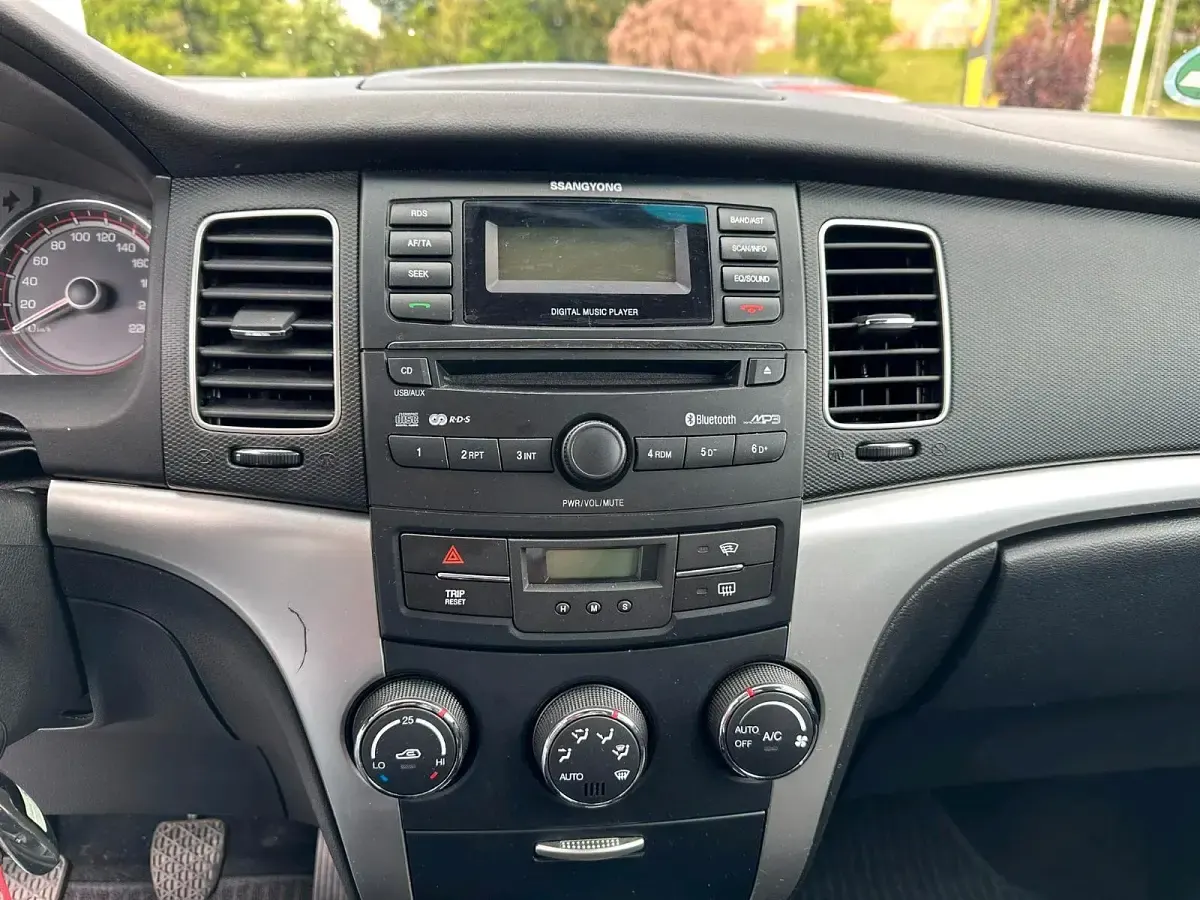 Usata SsangYong Korando 175 CV (128 kW) 2012 Arancione SUV