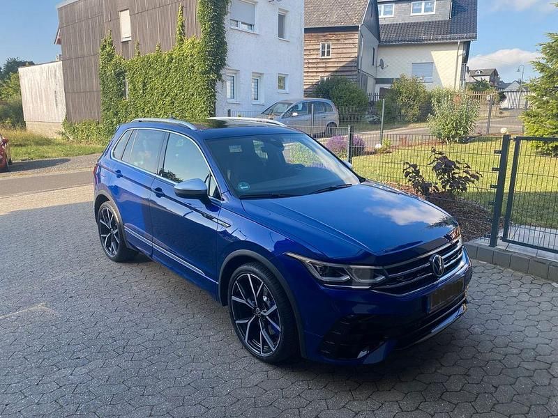 Blau Gebraucht 2020 VW Tiguan R SUV | 33.950 € (Guter Preis) - Bild 1/4