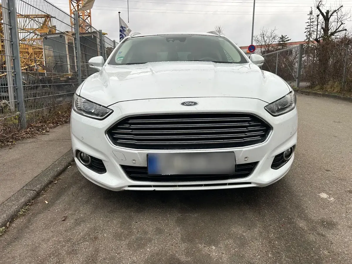 Gebraucht Ford Mondeo Titanium 150 PS (110 kW) 2014 Weiß Kombi