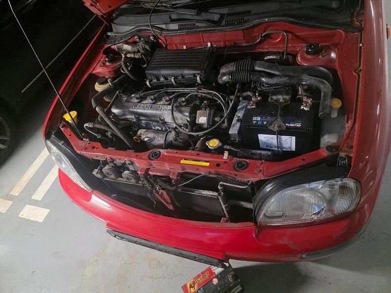 Rot Gebraucht 1999 Nissan Micra Kleinwagen | 1.600 € (Fairer Preis) - Bild 1/4