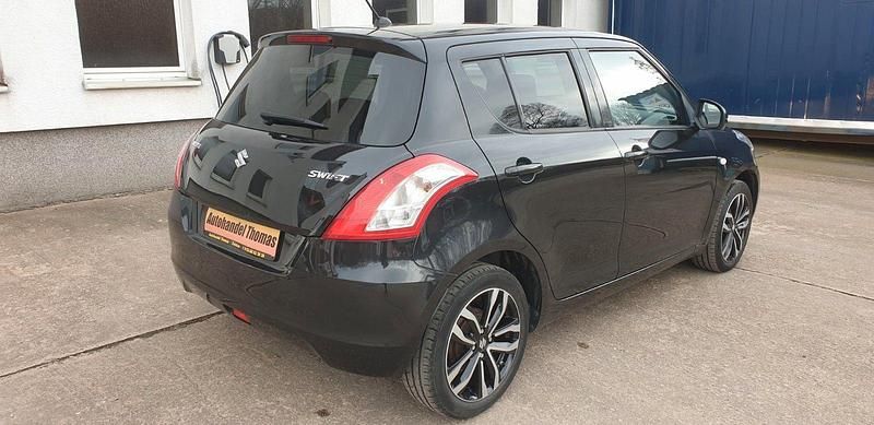 Gebraucht Suzuki Swift Comfort 94 PS (69 kW) 2017 Schwarz Kleinwagen