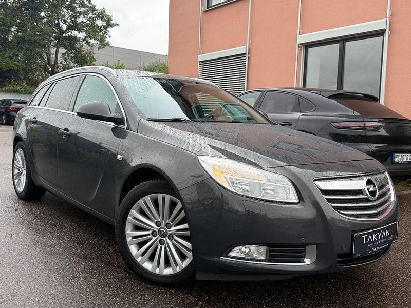 Grau Gebraucht 2013 Opel Insignia Active Kombi | 4.490 € (Fairer Preis) - Bild 1/4