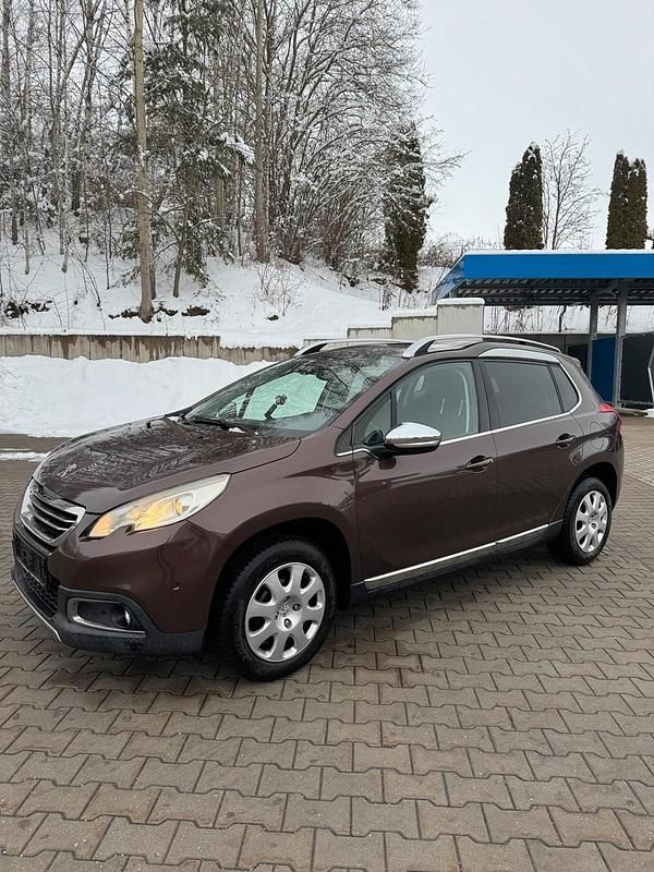 Gebraucht Peugeot 2008 120 PS (88 kW) 2013 Braun SUV