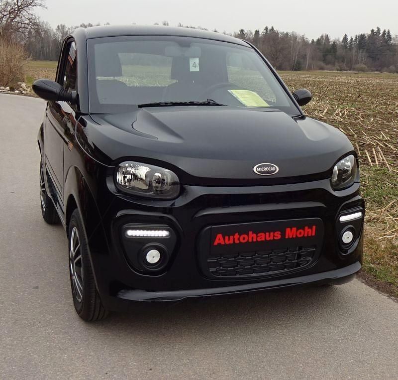 Neu Microcar Dué 2025 Schwarz intense Kleinwagen