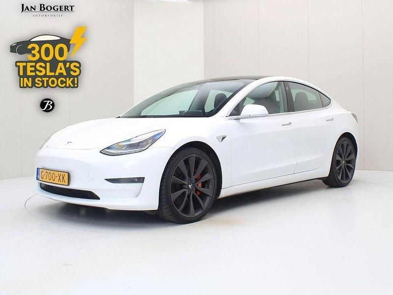 Weiß Gebraucht 2019 Tesla Model 3 Performance Limousine | 22.700 € (Fairer Preis) - Bild 1/4