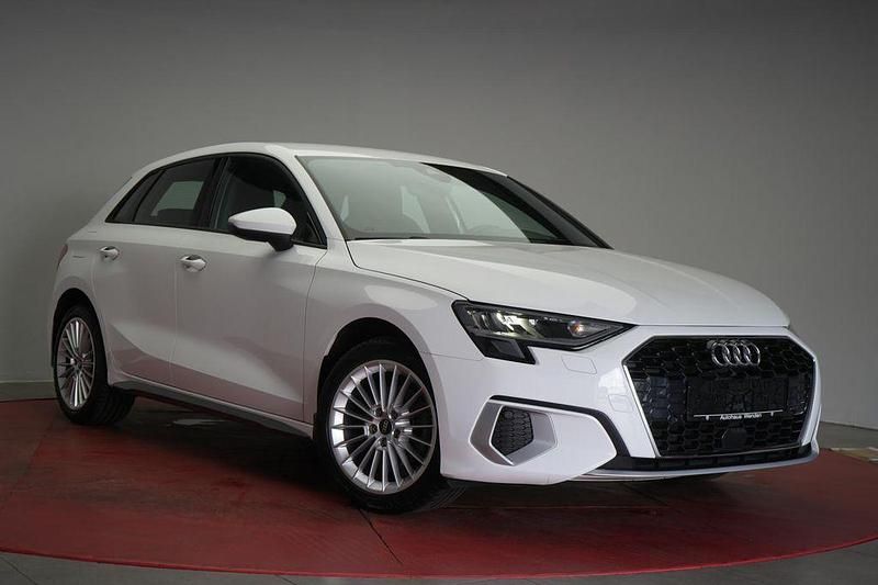 Ibis white Gebraucht 2022 Audi A3 Sportback Advanced Limousine | 25.490 € (Guter Preis) - Bild 1/4