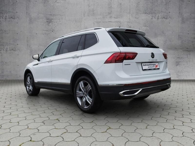 Gebraucht VW Tiguan Allspace Elegance 245 PS (180 kW) 2022 Pure white SUV