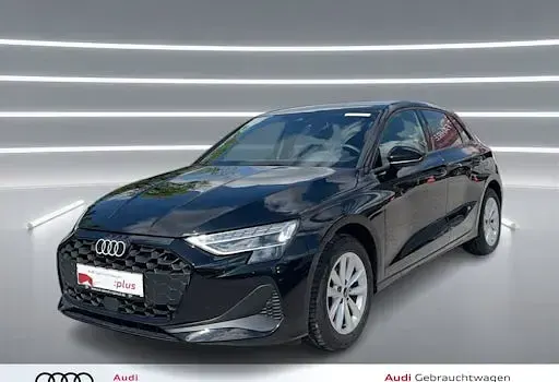 Gebraucht Audi A3 Ambiente 116 PS (85 kW) 2025 Limousine