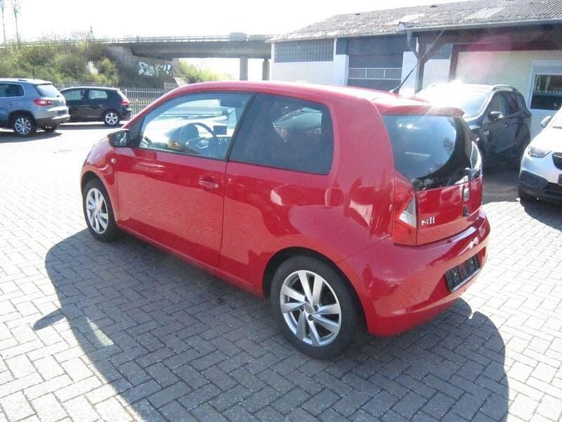 Second-hand Seat Mii Style 75 CP (55 kW) 2012 Roșu Hatchback