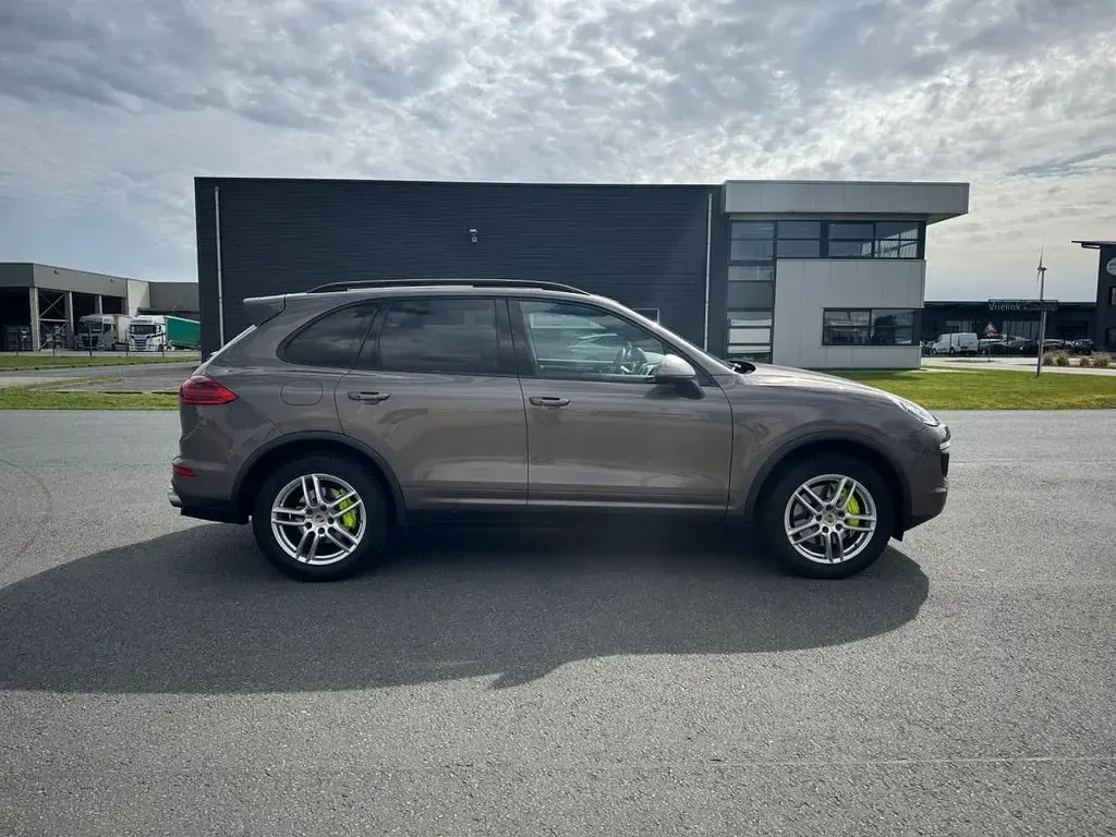 Gebraucht Porsche Cayenne 333 PS (244 kW) 2015 Braun SUV