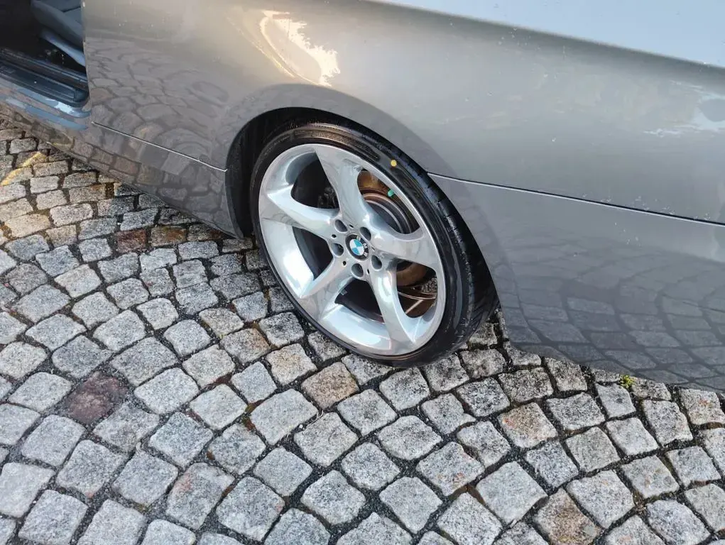Gebraucht BMW 325 Performance 218 PS (160 kW) 2008 Grau Coupé