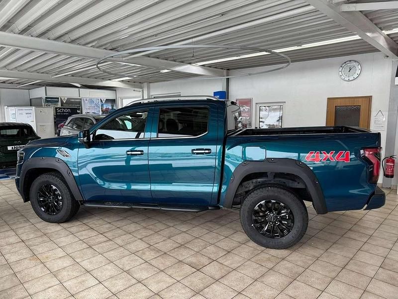 Neu Foton 4 173 PS (127 kW) 2026 Grün SUV