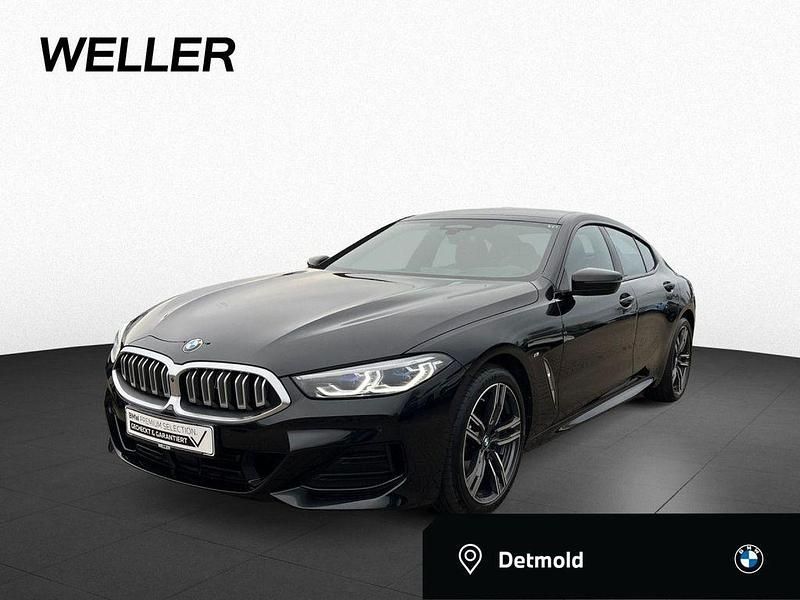Black sapphire (schwarz) Gebraucht 2025 BMW 840 Comfort Edition Coupé | 69.490 € (Superpreis) - Bild 1/4