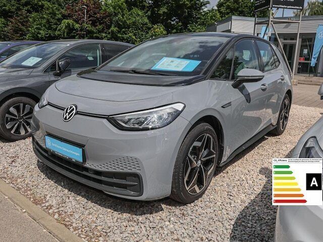 Mondsteingrau schwarz Gebraucht 2022 VW ID.3 Pro Performance Kleinwagen | 24.440 € (Fairer Preis) - Bild 1/4