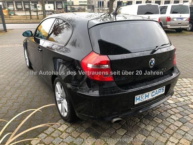 Gebraucht BMW 116 Advantage 122 PS (89 kW) 2008 Schwarz Kleinwagen