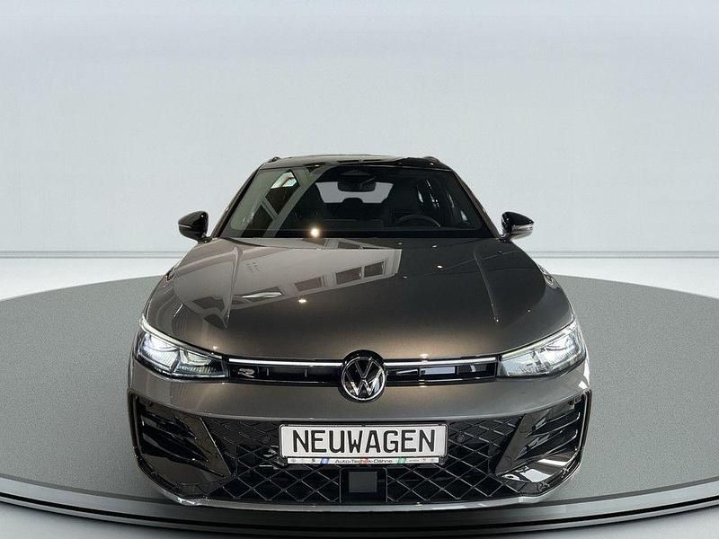 Neu VW Passat R-line 272 PS (200 kW) 2026 Grau Kombi