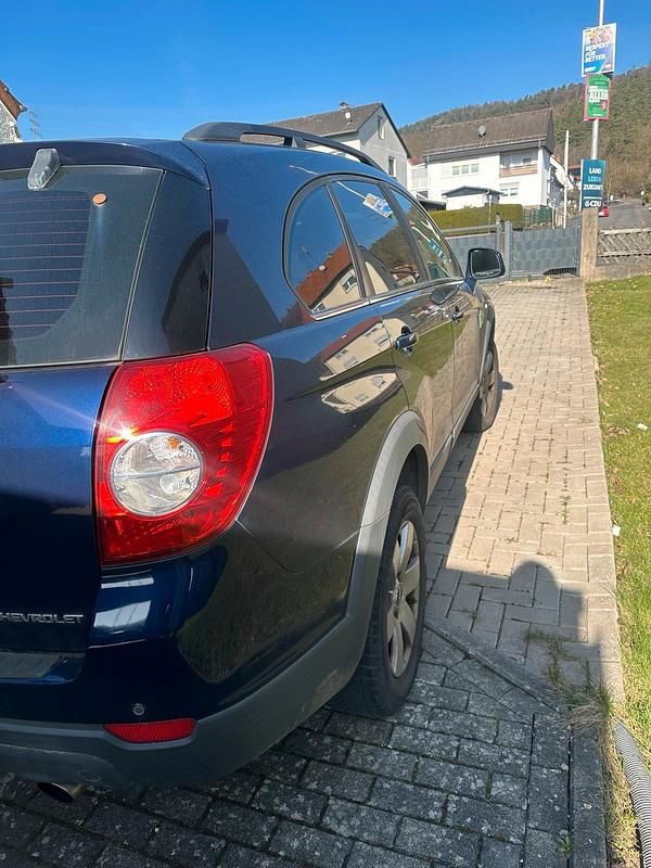 Gebraucht Chevrolet Captiva 136 PS (100 kW) 2010 Blau SUV