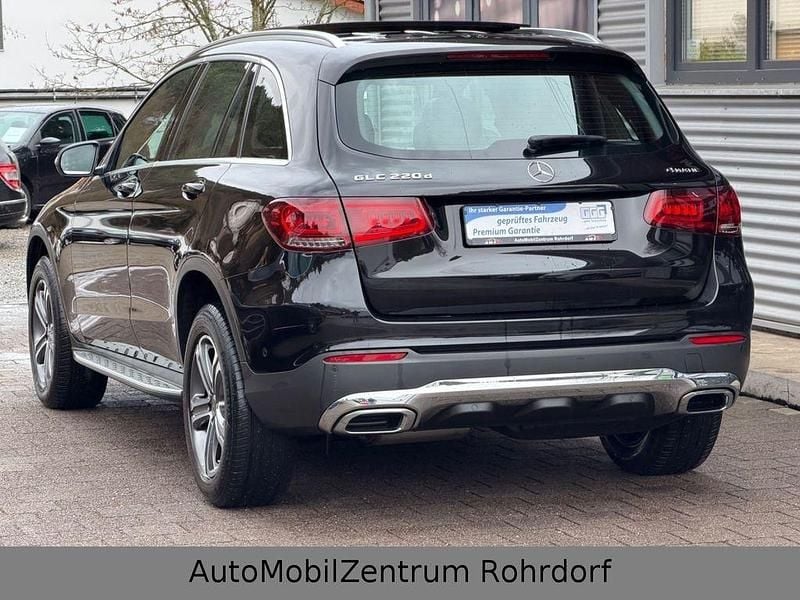 Gebraucht Mercedes GLC220 AMG 194 PS (142 kW) 2019 Schwarz SUV