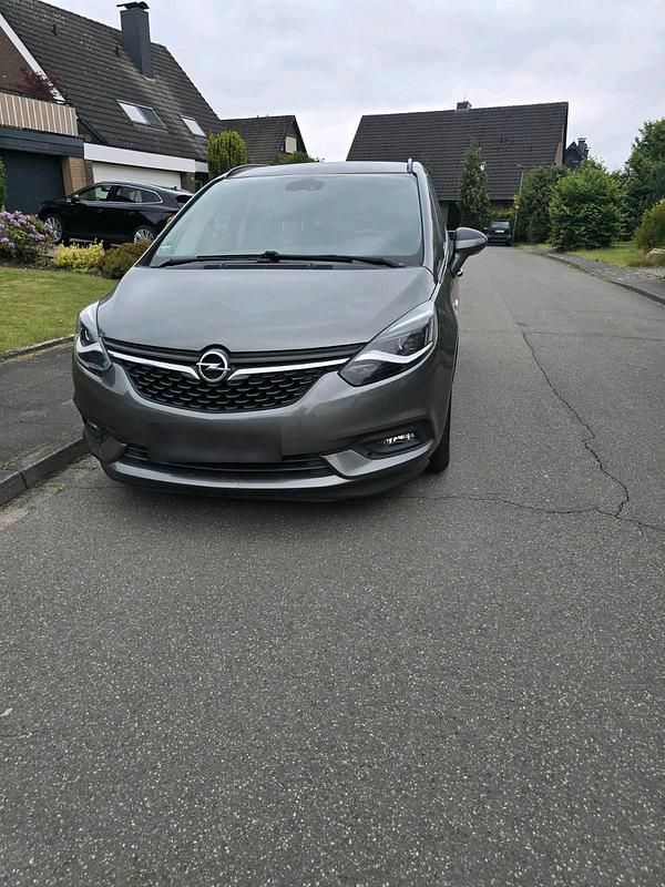 Gebraucht Opel Zafira Tourer 140 PS (102 kW) 2016 Grau Van / Kleinbus