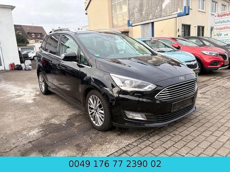 Schwarz Gebraucht 2015 Ford Grand C-Max Titanium Van / Kleinbus | 6.700 € (Superpreis) - Bild 1/3