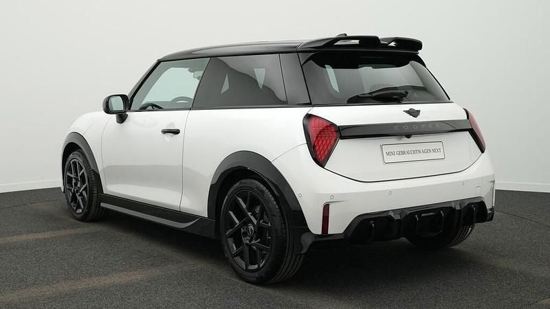 Gebraucht Mini John Cooper Works 156 PS (114 kW) 2025 Weiß Kleinwagen