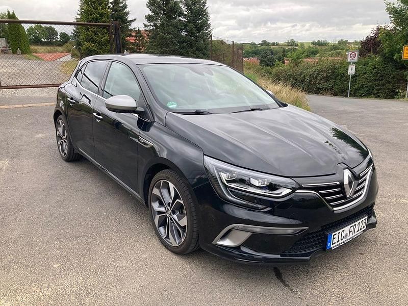 Schwarz Gebraucht 2019 Renault Mégane GT Line GT-Line Limousine | 18.200 € (Etwas zu teuer) - Bild 1/4