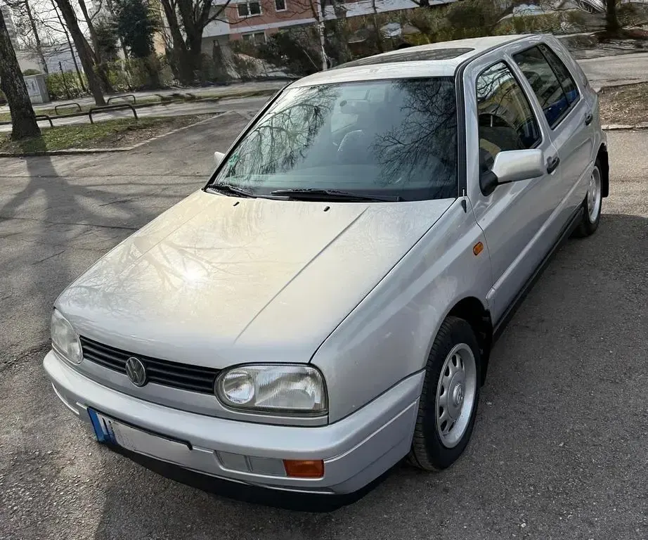 Gebraucht VW Golf III 75 PS (55 kW) 1995 Silber Limousine