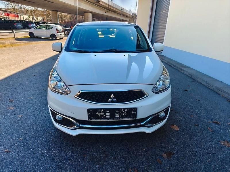 Gebraucht Mitsubishi Space Star Edition 71 PS (52 kW) 2018 Weiß Kleinwagen