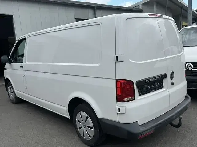 Gebraucht VW Transporter 150 PS (110 kW) 2021 Weiß Van
