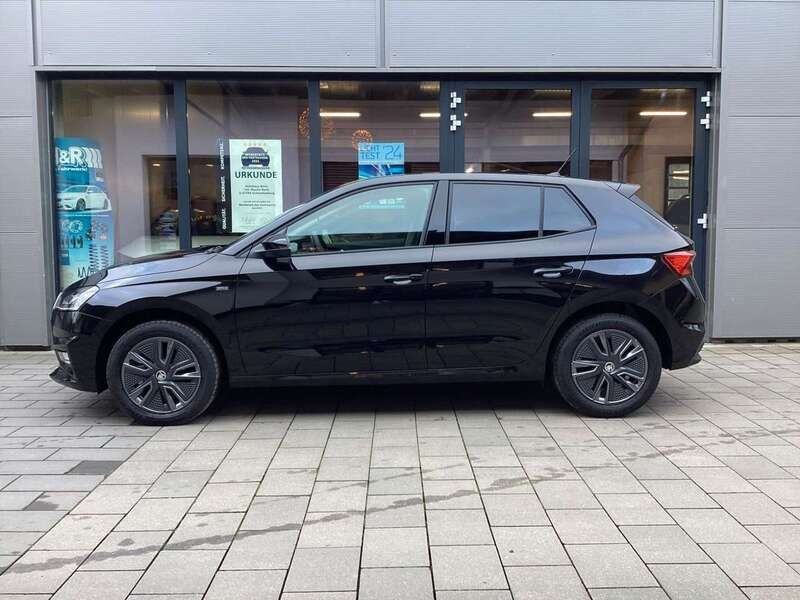 Schwarzmagic perleffekt Neu 2025 Skoda Fabia Drive Kleinwagen | 21.950 € (Fairer Preis) - Bild 1/4