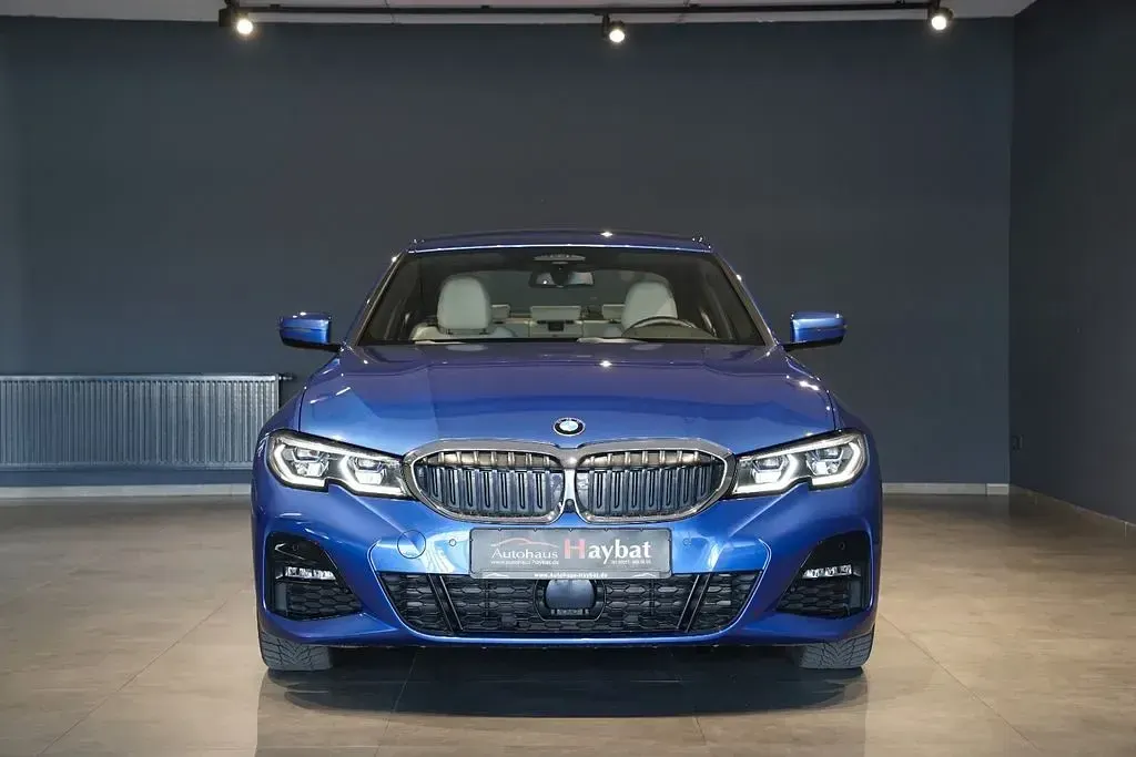 Gebraucht BMW 330e M Sport 292 PS (214 kW) 2020 Blau Limousine