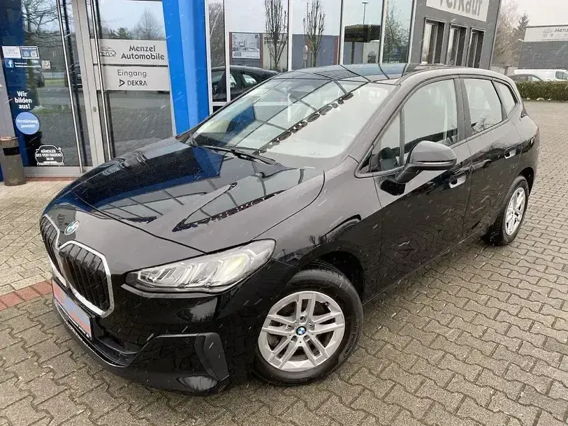 Gebraucht BMW 218 Active Tourer Basis 136 PS (100 kW) 2022 Schwarz Van / Kleinbus